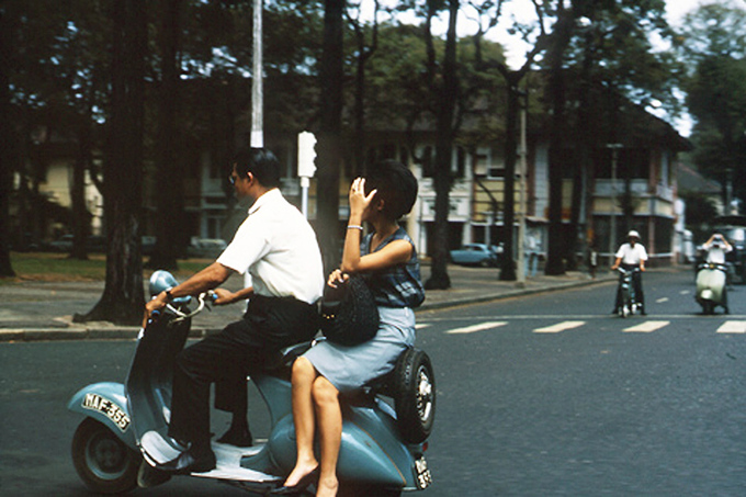 Ảnh hiếm của đạo diễn Mỹ về giao thông Sài Gòn năm 1965